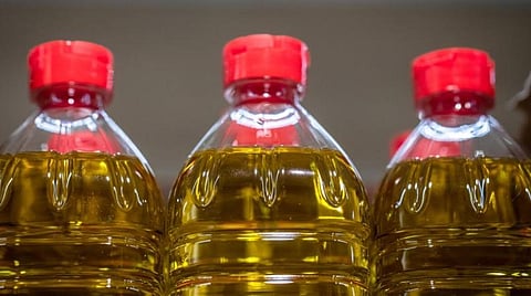 சமையல் எண்ணெய் கையிருப்பு போதிய அளவுக்கு உள்ளது: மத்திய நுகர்வோர் நல அமைச்சகம் தகவல்