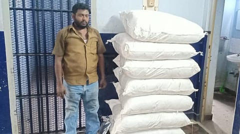 சென்னை | ஆட்டோவில் 175 கிலோ ஜர்தா புகையிலைப் பொருட்கள் பதுக்கல்: ஒருவர் கைது