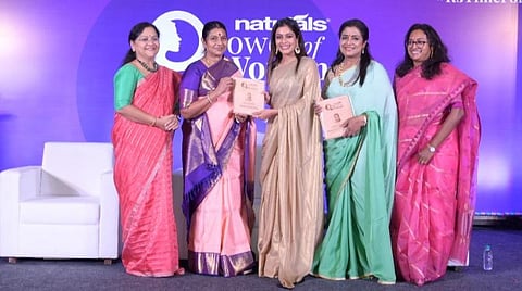 பெண் சக்திக்கு விருது