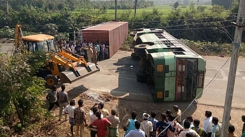 அரசு போக்குவரத்துக் கழகப் பேருந்து விபத்துகள் குறைந்துள்ளன: தமிழக அரசு தகவல்