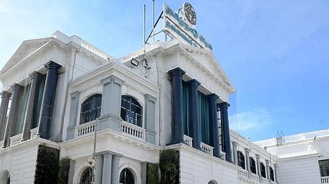 நெல்லை | சாலையோர மரத்தை அகற்றும்போது உயிரிழந்த இருவர் குடும்பங்களுக்கு தலா ரூ.10 லட்சம்: அரசு அறிவிப்பு