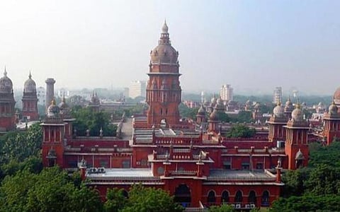 கட்டாய மதமாற்ற நடவடிக்கையைத் தடுக்கும் வகையில் விதிகளை உருவாக்குவதில் என்ன சிரமம்? - தமிழக அரசுக்கு உயர் நீதிமன்றம் கேள்வி