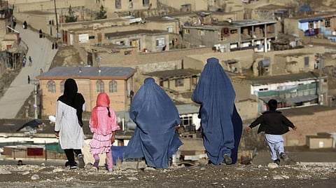 ஆப்கன் பெண்கள் பொது இடங்களில் முகத்தை மறைக்காவிட்டால் நடவடிக்கை: தலிபான் அரசு