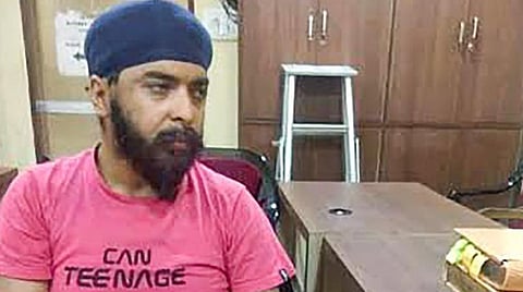 தீவிரவாதி போல என்னை கைது செய்தனர்: பாஜக நிர்வாகி தஜிந்தர் பக்கா குற்றச்சாட்டு