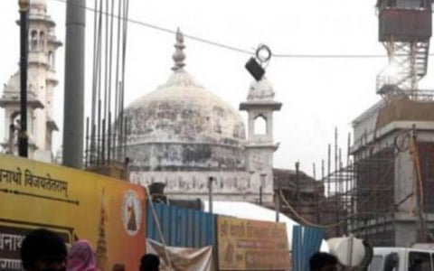 சிங்கார கவுரி அம்மன் தரிசன வழக்கு | கியான்வாபி மசூதியில் கள ஆய்வு நிறுத்தம்: முஸ்லிம்களின் மனு மீது இன்று விசாரணை