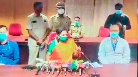 ஆளுநர் தமிழிசை செய்தியாளர்கள் சந்திப்பு.