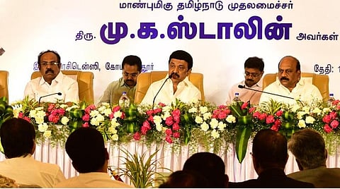 வணிக வரித் துறை கேட்கும் பழைய கணக்குகள் பிரச்சினைக்குத் தீர்வு: கோவையில் தொழில் துறையினரிடம் ஸ்டாலின் உறுதி