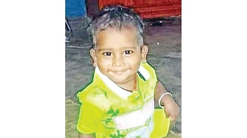 சாத்தூர் அருகே குடிநீர் வாகனம் மோதி குழந்தை உயிரிழப்பு: 17 வயது சிறுவன் மீது வழக்கு பதிவு