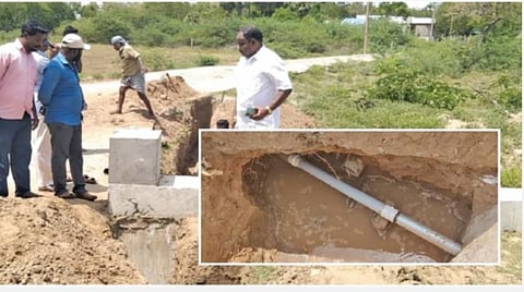 கிள்ளை பேரூராட்சிக்கு உட்பட்ட 4- வது வார்டு யாதவர் தெருவுக்கு 10 ஆண்டுகளாக குடிநீர் செல்லாமல் இருந்த குடிநீர் குழாயை பேரூராட்சி ஊழியர்கள் சரி செய்து, குடிநீர் வழங்கினர்.