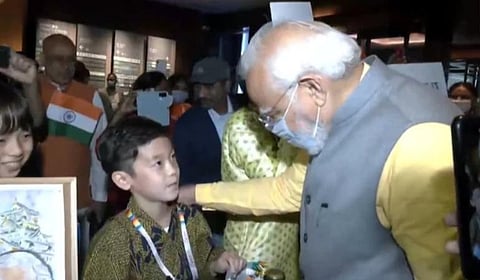 இந்தியில் பேசிய ஜப்பானிய சிறுவன்