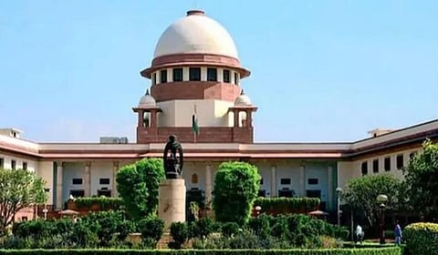 பாலியல் தொழிலாளரை துன்புறுத்த கூடாது - போலீஸுக்கு உச்ச நீதிமன்றம் உத்தரவு