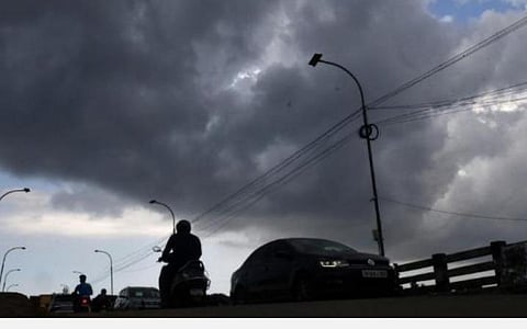 வானிலை முன்னறிவிப்பு: தமிழகத்தில் 11 மாவட்டங்களில் மழைக்கு வாய்ப்பு