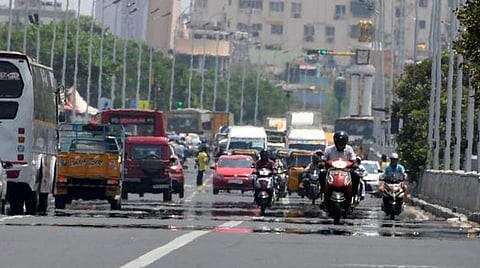 தமிழகத்தில் 16 மாவட்டங்களில் நாளை, நாளை மறுநாள் கனமழை பெய்ய வாய்ப்பு: வானிலை ஆய்வு மையம் தகவல்