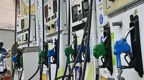 பெட்ரோலில் 10% எத்தனால் கலப்பு: இலக்கை முன்கூட்டியே எட்டிய இந்தியா