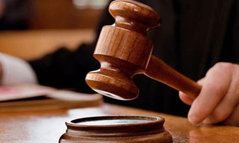 உயர் நீதிமன்றத்தில் வேலை வாங்கித்தருவதாகக் கூறி மோசடி: கைதானவரின் ஜாமீன் மனு தள்ளுபடி