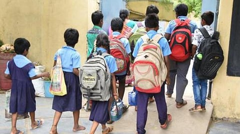 அரசுப் பள்ளிகளில் எல்கேஜி, யுகேஜி வகுப்புகள் மூடும் அறிவிப்பை திரும்பப் பெறுக: மக்கள் நீதி மய்யம் வலியுறுத்தல்