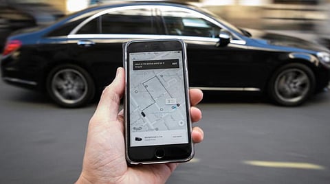 உபெர் காரில் பிரயாணிகள் மறந்துவிட்டுச் செல்லும் விநோத பொருட்கள்