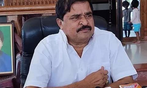 ‘ஓபிஎஸ், இபிஎஸ் இல்லாத தலைமை வேண்டும்' - முன்னாள் எம்எல்ஏ வி.சி.ஆறுக்குட்டி