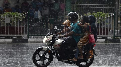 தமிழகத்தில் 4 நாட்களுக்கு மழை வாய்ப்பு