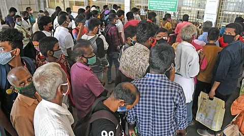 தென்மாவட்ட ரயில்களில் தீபாவளி முன்பதிவு - தொடங்கிய சில நிமிடத்தில் முடிந்தது