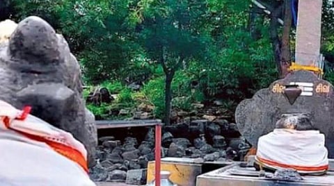 சிவன் கோயில் உண்டியலில் திருடிய பணத்தை திருப்பி வைத்த நபர் - கடிதம் மூலம் மன்னிப்பு