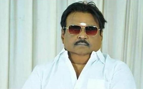 சிகிச்சை முடிந்து வீடு திரும்பினார் விஜயகாந்த் - ஓய்வில் இருக்க மருத்துவர்கள் அறிவுறுத்தல்