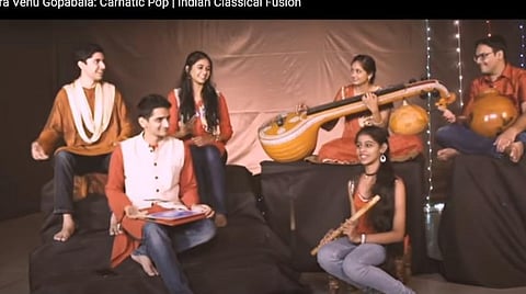 குழந்தையும் தெய்வமும் ஒன்னு!