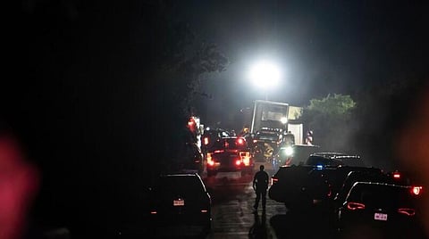 'ட்ரக் உயிரிழப்புக்கு பைடனே காரணம்' - டெக்சாஸ் ஆளுநர் குற்றச்சாட்டு