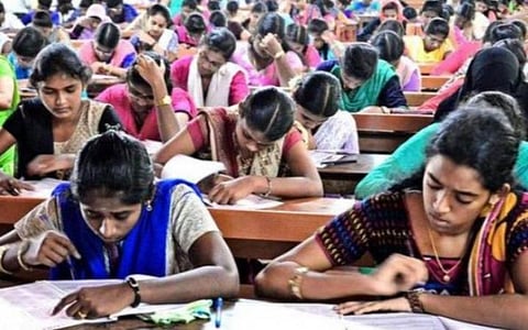 திட்டமிட்டபடி நீட், ஜேஇஇ தேர்வு