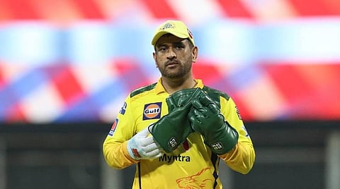 ராஞ்சி ஆயுர்வேத வைத்தியரிடம் மூட்டு வலிக்கு சிகிச்சை பெற்று வரும் தோனி?