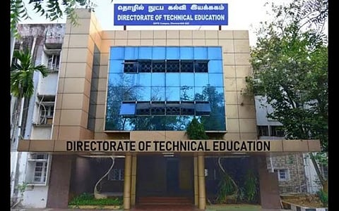 பட்டயப் படிப்பு முடித்தவர்கள் நேரடியாக பொறியியல் இரண்டாம் ஆண்டில் சேர இன்று முதல் விண்ணப்பிக்கலாம்: தொழில்நுட்ப கல்வி இயக்ககம் அறிவிப்பு