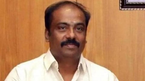 அதிமுகவில் அடுத்த தலைமுறையினருக்கு ஓபிஎஸ், இபிஎஸ் ஆகியோர் வழிவிட வேண்டும்: செய்தித் தொடர்பாளர் மருது அழகுராஜ் வலியுறுத்தல்