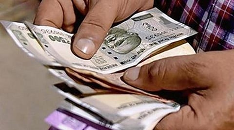 சிறுபான்மையினர் மேம்பாட்டுக் கழகம் மூலம் குறைந்த வட்டியில் தொழில், கல்வி கடனுதவி பெற விண்ணப்பிக்கலாம்