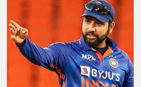 ரோகித் தலைமையில் இந்திய டி20 அணி தொடர்ச்சியாக 13 போட்டிகளில் வென்று சாதனை