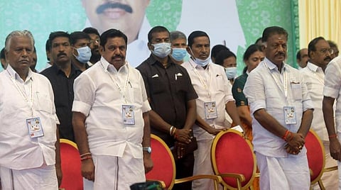 அதிமுக பொதுக்குழுவுக்கு தடை கோரி ஓபிஎஸ் தொடர்ந்த வழக்கில் 11-ம் தேதி காலை தீர்ப்பு