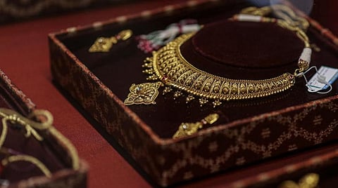 தங்கம் விலை உயர்வு: இன்றைய நிலவரம் என்ன?