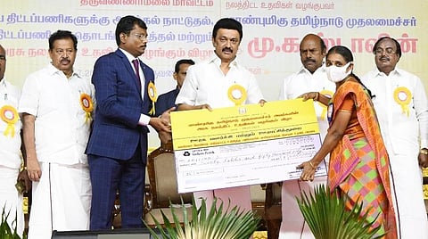 'மனிதர்களை பிளவுபடுத்தும் கருவியாக ஆன்மிகம் இருக்க முடியாது' - முதல்வர் ஸ்டாலின்