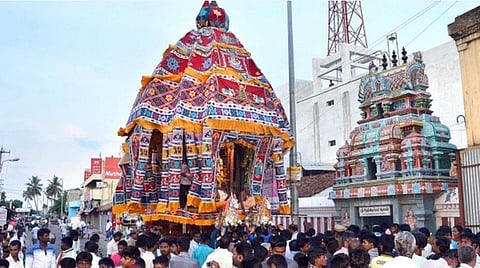 நாகநாத சுவாமி கோயில் தேரோட்டம்: நாகையில் நாளை உள்ளூர் விடுமுறை