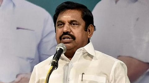 பொதுக்குழுவுக்கு வந்தபோது விபத்தில் உயிரிழந்த அதிமுக நிர்வாகிகள் 2 பேரின் குடும்பத்துக்கு தலா ரூ.7 லட்சம் நிதி: பழனிசாமி அறிவிப்பு