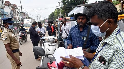 சென்னையில் முகக்கவசம் அணியாதவர்களுக்கு அபராதம்: 7 நாட்களில் ரூ.11 லட்சம் வசூல்