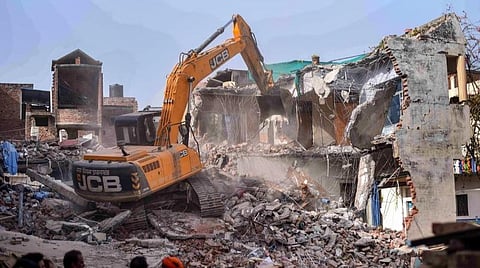 உ.பி.யில் கட்டிடங்கள் இடிப்புக்கு தடை விதிக்க உச்ச நீதிமன்றம் மறுப்பு