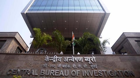 டெல்லி, ஹரியாணாவில் நீட் தேர்வு எழுத ஆள்மாறாட்டம் செய்ததாக 8 பேரை கைது செய்தது சிபிஐ