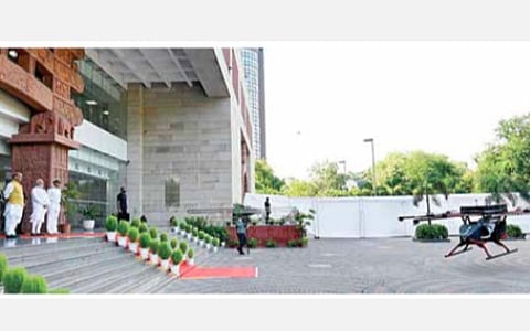 பயணியுடன் வானில் பறக்கும் முதல் ட்ரோன் ‘வருணா’ அறிமுகம்: பிரதமர் மோடி தொடங்கி வைத்தார்