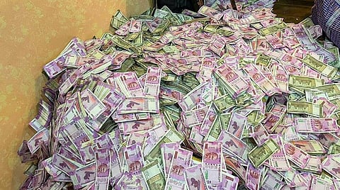 கைப்பற்றப்பட்ட ரூ.20 கோடி ரொக்கம்.