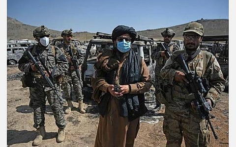 ஆப்கன் அரசு ஊழியர்களை விமர்சிப்போருக்கு தண்டனை: தலிபான் அரசின் புதிய உத்தரவு