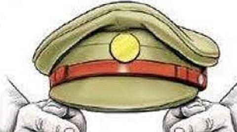 அருப்புக்கோட்டை ஆசிரிய தம்பதி கொலை வழக்கு: 5 பேரிடம் போலீஸார் விசாரணை