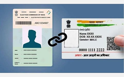 ஆதார் - வாக்காளர் அட்டை இணைப்பு: காங்கிரஸ் மூத்த தலைவர் மனு உச்ச நீதிமன்றத்தில் விசாரணை