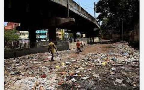 சென்னை: பொது இடங்களில் குப்பை கொட்டியோர், போஸ்டர் ஒட்டியோரிடம் ரூ.12 லட்சம் அபராதம் வசூல்