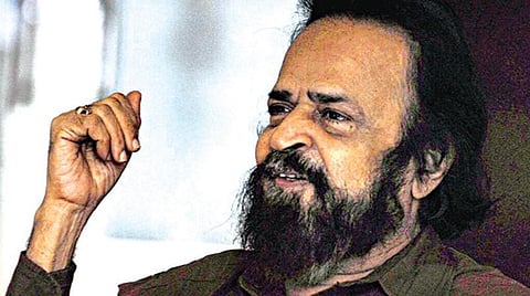 ஓவியர் அச்சுதன் கூடலூர்: உள்ளுணர்வின் தீபத்தைக் கையிலேந்திப் பயணித்தவர்