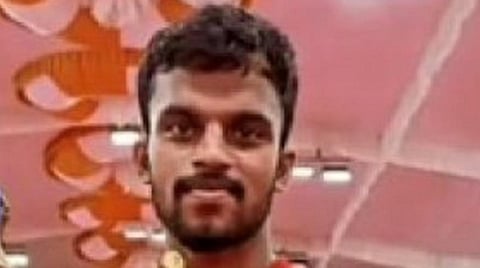 பண்ருட்டி அருகே ஆடுகளத்தில் உயிரிழந்த கபடி வீரர்